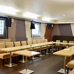 茵普莱思雅酒店 格但斯克
