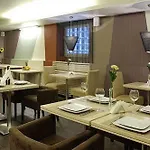 茵普莱思雅酒店 酒店 格但斯克