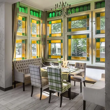 Impresja Hotel 3*