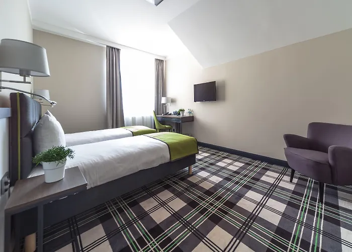 茵普莱思雅酒店 格但斯克