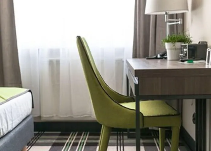 茵普莱思雅酒店 格但斯克